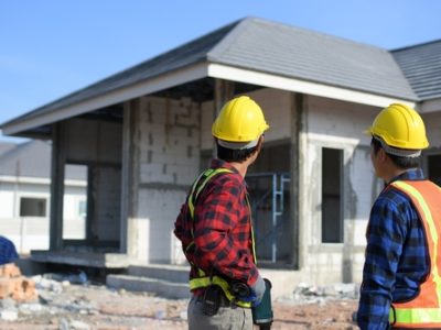 Construction,Engineers,And,Construction,Teams,Order,Work,On,Site.